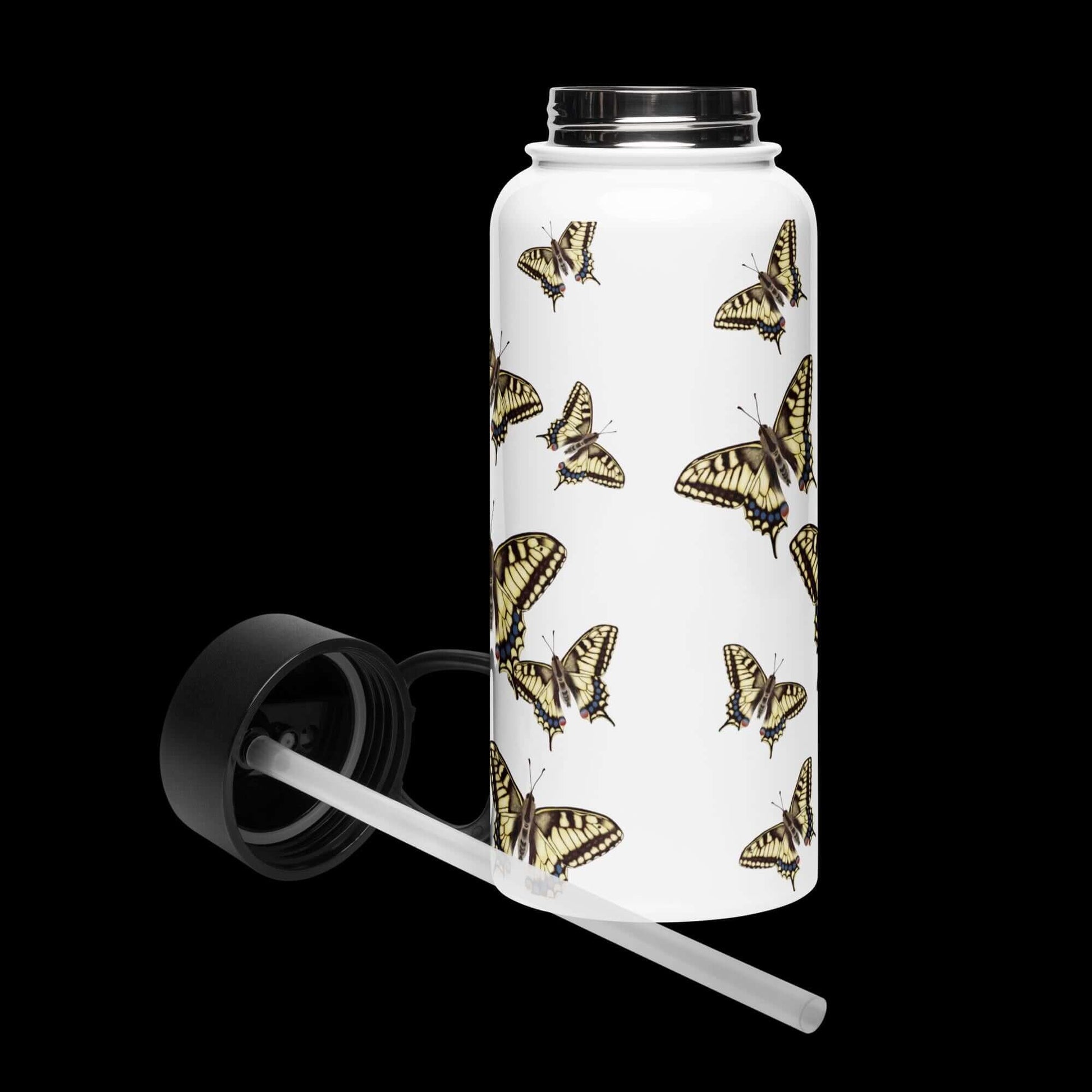 Front view lid open: Spacious interior of the Machaon water bottle, ready to be filled with your favorite beverage.