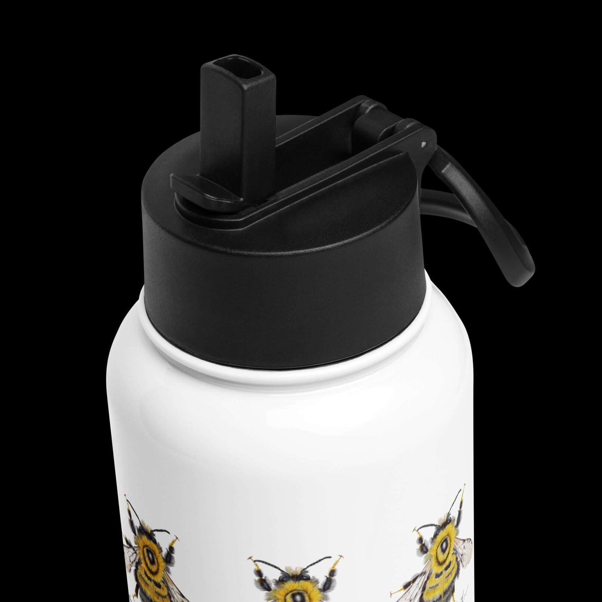 Detail corner from above: Premium quality and stylish design of the Bumblebee water bottle.